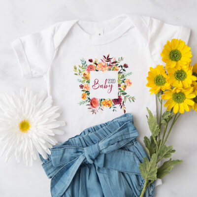 Baby Body "Baby 2020" mit Blumen