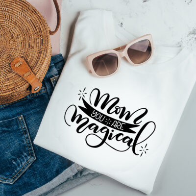 Damen T-Shirt "Mom you are magical" aus 100% Baumwolle