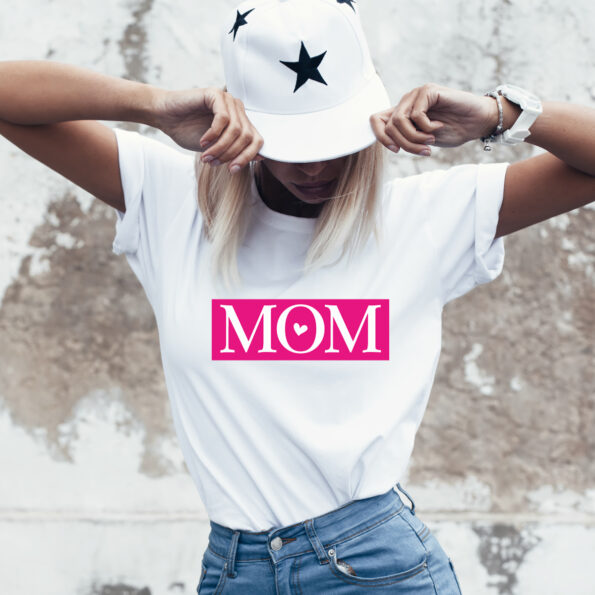 mom3
