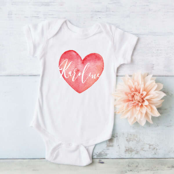 Baby Body Name in rotem Herz – Bild 5