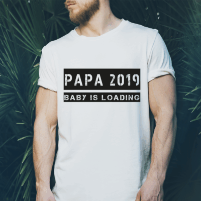 Herren T-Shirt "Papa 2021 - Baby is loading." weiß aus 100% Baumwolle