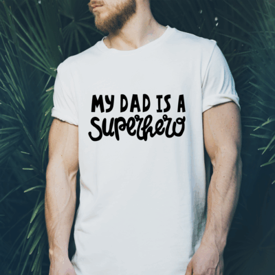 Herren T-Shirt "My dad is a superhero" weiß aus 100% Baumwolle