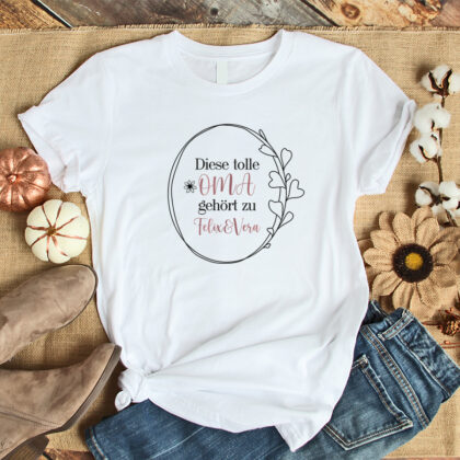 Personalisiertes Damen T-Shirt "Diese tolle Oma gehört zu ..." weiß aus 100% Baumwolle