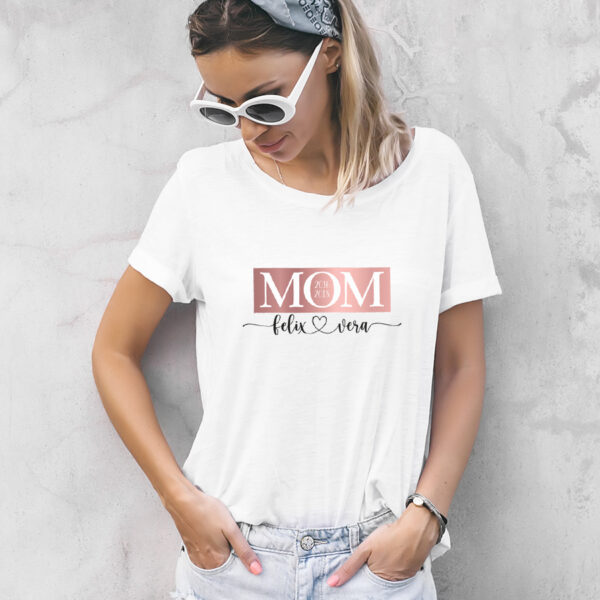 personalisiertes Mama T-Shirt mit Namen und Jahreszahlen – Bild 2