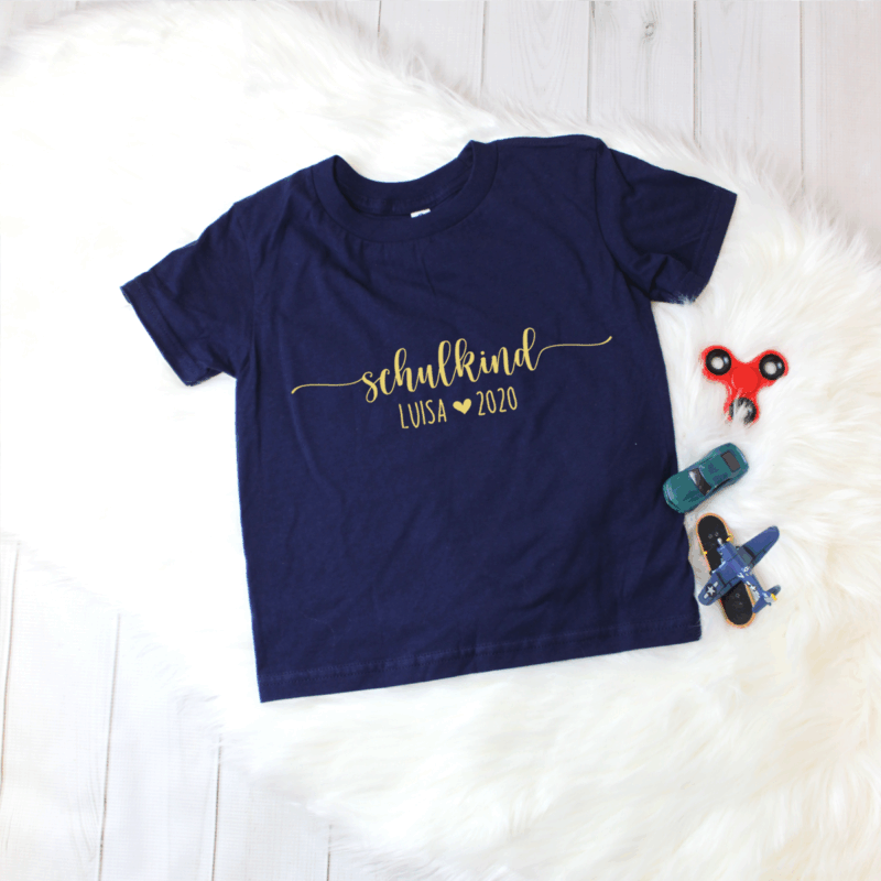 Kinder T-Shirt "Name + Schulkund + Jahr" aus 100% Baumwolle – Bild 4