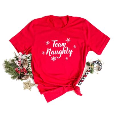 Familien T-Shirts "Team Naughty" aus 100% Baumwolle für Weihnachten
