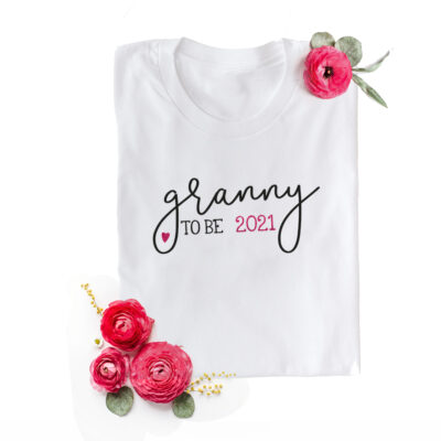 personalisiertes T-Shirt „Granny to Be“ aus 100% Baumwolle