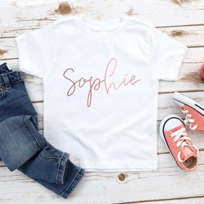 Personalisiertes Kinder T-Shirt mit Name aus 100% Baumwolle