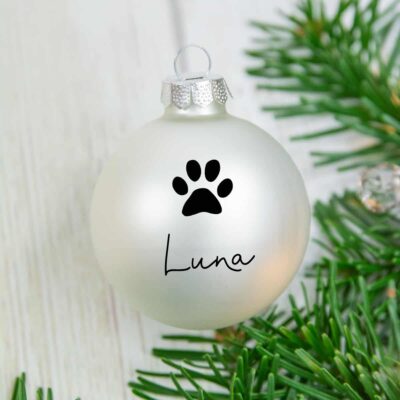 Christbaum Dekoration, Weihnachtsbaum Dekoration, personalisiert schenken, Geschenk für Familie, personalisierte Familiengeschenke, Weihnachtskugel mit Name, Christbaumkugel mit Name, personalisierte Christbaumkugel, personalisierte Weihnachtskugel, Weihnachtskugel individualisiert, Christbaumkugel individualisiert, personalisiertes Geschenk, personalisiertes Geschenk Weihnachten, Weihnachtskugel aus Glas