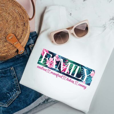 personalisiertes Damen T-Shirt "Familiy" mit Kindernamen aus 100% Baumwolle