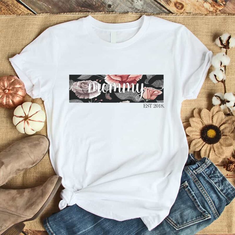 personalisiertes Damen T-Shirt "Mommy" mit Jahreszahl aus 100% Baumwolle – Bild 4