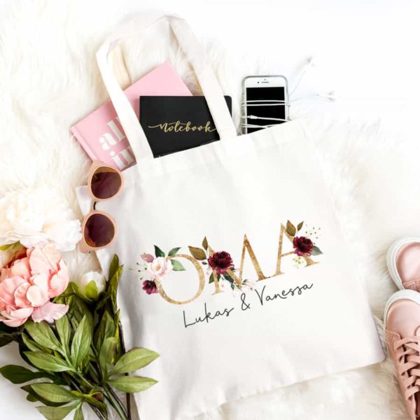 Personalisierte Tasche weiß "OMA" mit Kindernamen Gold/Dunkelrot aus 100% Baumwolle