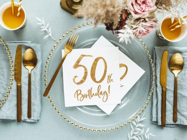 Papierservietten "50th Birthday" weiß – Bild 3