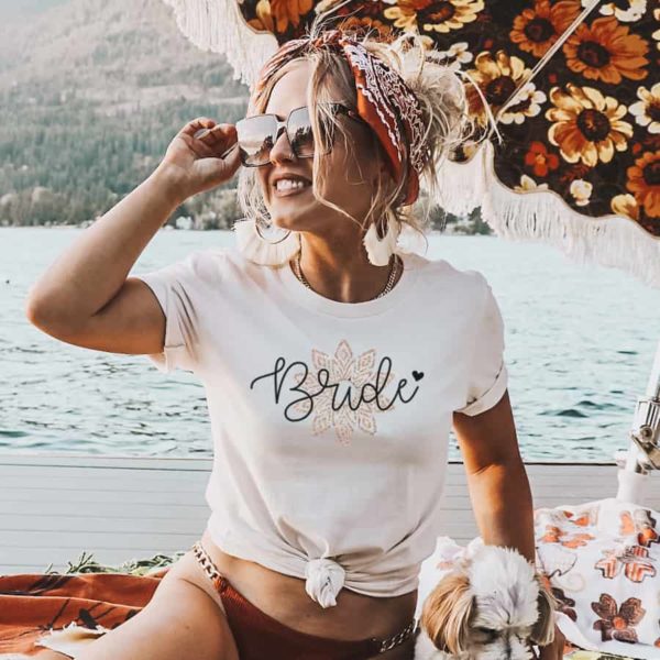 JGA Shirts, JGA Frauen, Brautparty T Shirt, Braut Party Boho, Bride T Shirt Boho, Junggesellenabschied Ideen, Junggesellenabschied Frauen, Junggesellenabschied T-Shirt, Polterabend T Shirt, Polterabend Frauen, Junggesellenabschied Österreich, Junggesellenabschied Wien