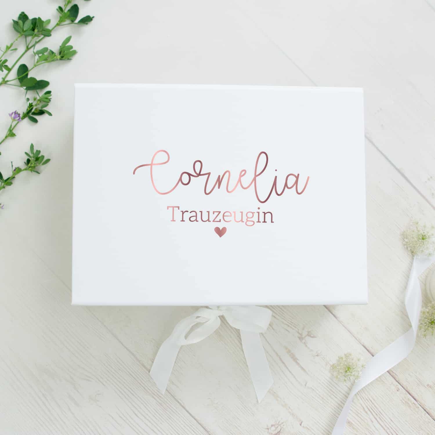 Personalisierte Geschenkbox, Brautjungfern-Angebotsbox, Hochzeitsgeschenkbox, Geburtstagsgeschenkbox, Personalisierte Box mit Name,Geschenkbox unbefüllt, Geschenkbox Hochzeit, Geschenkbox Geburtstag, Geschenkbox Taufe, Geschenkbox Mann, Geschenkbox personalisiert, Geschenkbox Freundin, Geschenkidee beste Freundin, hochwertige Geschenkbox, Geschenkbox mit Name, Geschenkbox mit Namen, Geschenkbox Frau, personalisierte Geschenkidee,