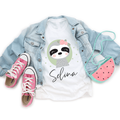 Kinder T-Shirt mit Name und Faultier, Kinder T-Shirt personalisiert, Kindergeburtstag, Geschenk mit Name, Geschenkidee Kinder, Geschenkidee Kind, T-Shirt Schulanfang, Geschenk Schulanfang, Geschenk mit Name, Geschenk mit Kinder T-Shirt mit Name und Faultier