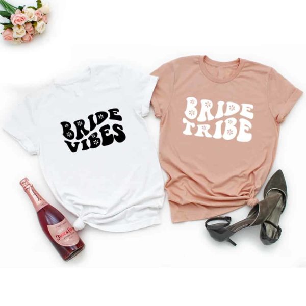 Bride to Be Shirt, Bride to be JGA, T Shirt JGA, T Shirt Junggesellenabschied, T Shirt Polterabend, T Shirt Bachelorette Party, Junggesellenabschied Outfit, Outfit Braut, T Shirt Braut, T Shirt Braut JGA, Party Outfits JGA, Party Outfit Braut, Junggesellenabschied Frauen, JGA Frauen, Ideen Junggesellenabschied, Ideen JGA, Virtueller JGA, Virtueller JGA Outfits, Virtueller Junggesellenabschied, Geschenk Braut JGA, Geschenk Braut Jungesellenabschied