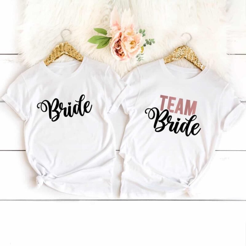 Bride to Be Shirt, Bride to be JGA, T Shirt JGA, T Shirt Junggesellenabschied, T Shirt Polterabend, T Shirt Bachelorette Party, Junggesellenabschied Outfit, Outfit Braut, T Shirt Braut, T Shirt Braut JGA, Party Outfits JGA, Party Outfit Braut, Junggesellenabschied Frauen, JGA Frauen, Ideen Junggesellenabschied, Ideen JGA, Virtueller JGA, Virtueller JGA Outfits, Virtueller Junggesellenabschied, Geschenk Braut JGA, Geschenk Braut Jungesellenabschied