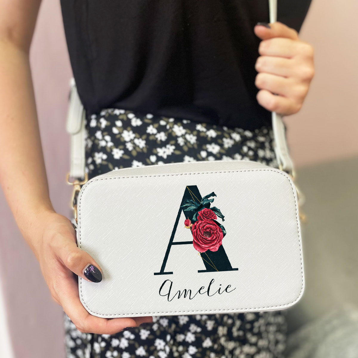 Ledertasche, Handtasche, Personalisierte Kosmetiktasche mit Namen, personalisierte Kulturtasche, Schminktasche personalisiert , Geschenk beste Freundin, cosmetic bag personalized, kosmetiktasche personalisiert, geschenk freundin, personalisierter Kulturbeutel, schminktasche mit Namen, tasche personalisiert, make up tasche personalisiert, Kulturtasche Damen, Geschenk personalisiert, Geschenk Muttertag, Geschenk Arbeitskollegin