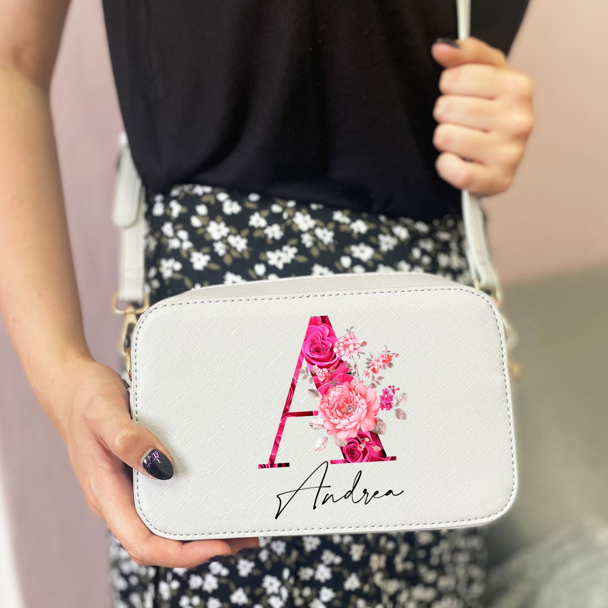 Ledertasche, Handtasche, Personalisierte Kosmetiktasche mit Namen, personalisierte Kulturtasche, Schminktasche personalisiert , Geschenk beste Freundin, cosmetic bag personalized, kosmetiktasche personalisiert, geschenk freundin, personalisierter Kulturbeutel, schminktasche mit Namen, tasche personalisiert, make up tasche personalisiert, Kulturtasche Damen, Geschenk personalisiert, Geschenk Muttertag, Geschenk Arbeitskollegin