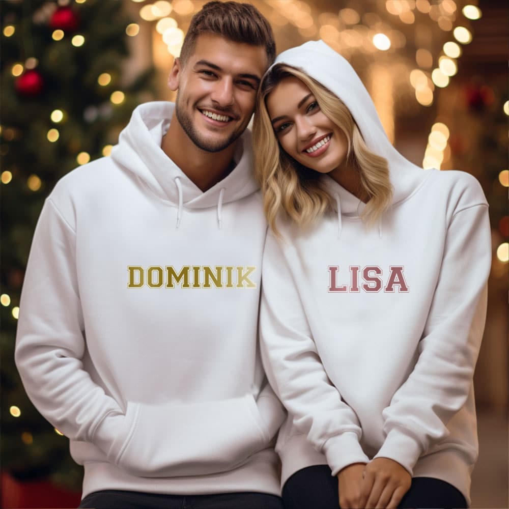 Hoodies & Sweatshirts, Pulli, Kapuzen-Pullover, Geschenk-Idee, Personalisiert mit Name, Est Jahreszahl, Weihnachts-Geschenk, Sweater, Hoodie, Kapuzenpulli, Jahrestag, Hochzeitstag, Hochzeit, Valentinstag, Pärchen, Paare, Geschenke für ihn, Geschenke für Sie, Mann, Frau, Herren, Damen, Kennenlernen, Freund, Freundin