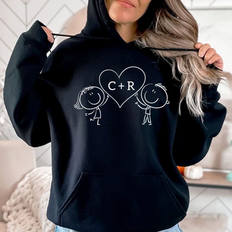 Hoodies & Sweatshirts, Pulli, Kapuzen-Pullover, Geschenk-Idee, Personalisiert mit Name, Est Jahreszahl, Weihnachts-Geschenk, Sweater, Hoodie, Kapuzenpulli, Jahrestag, Hochzeitstag, Hochzeit, Valentinstag, Pärchen, Paare, Geschenke für ihn, Geschenke für Sie, Mann, Frau, Herren, Damen, Kennenlernen, Freund, Freundin