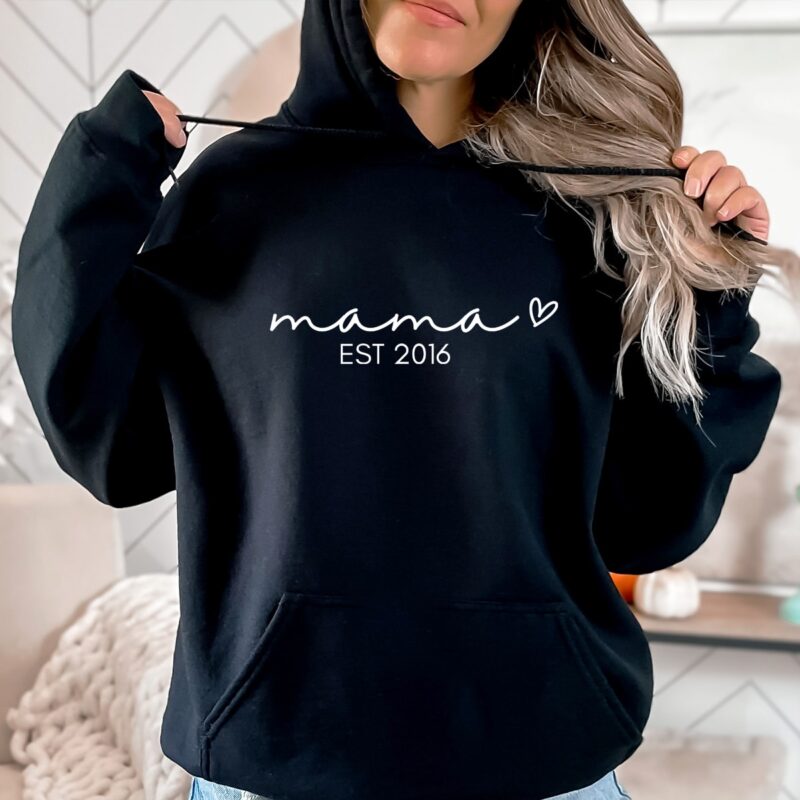 Hoodies & Sweatshirts, Mama Papa Pulli, Kapuzen-Pullover, Mutter, Geschenk-Idee, Personalisiert mit Name, Kind Mini, Est Jahreszahl, Weihnachts-Geschenk, Muttertag Vatertag, Familie, Sweater, Hoodie, Kapuzenpulli