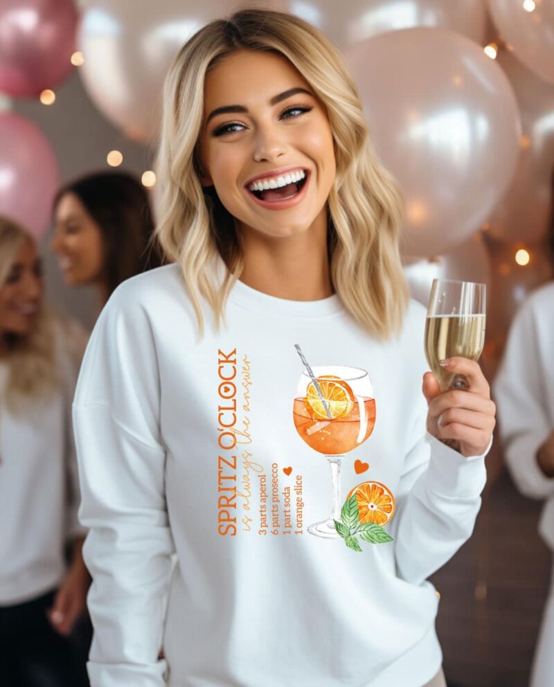 Geschenk-Idee, Sie, Schwester, beste Freundin, T-Shirt, Hoodie, Sweater, JGA personalisiert, Party Outfit, Urlaub, Junggesellenabschied, Junggesellinnenabschied, Alkohol, Cocktail, Lustig, Bügelbild, Mallorca, Name, Statement, Team, Braut, Bride, Polterabend, Spritz o Clock, Fasching, Gruppe Karneval, lustig, Kostüm Erwachsene, Damen Herrn, Fasnacht, Halloween