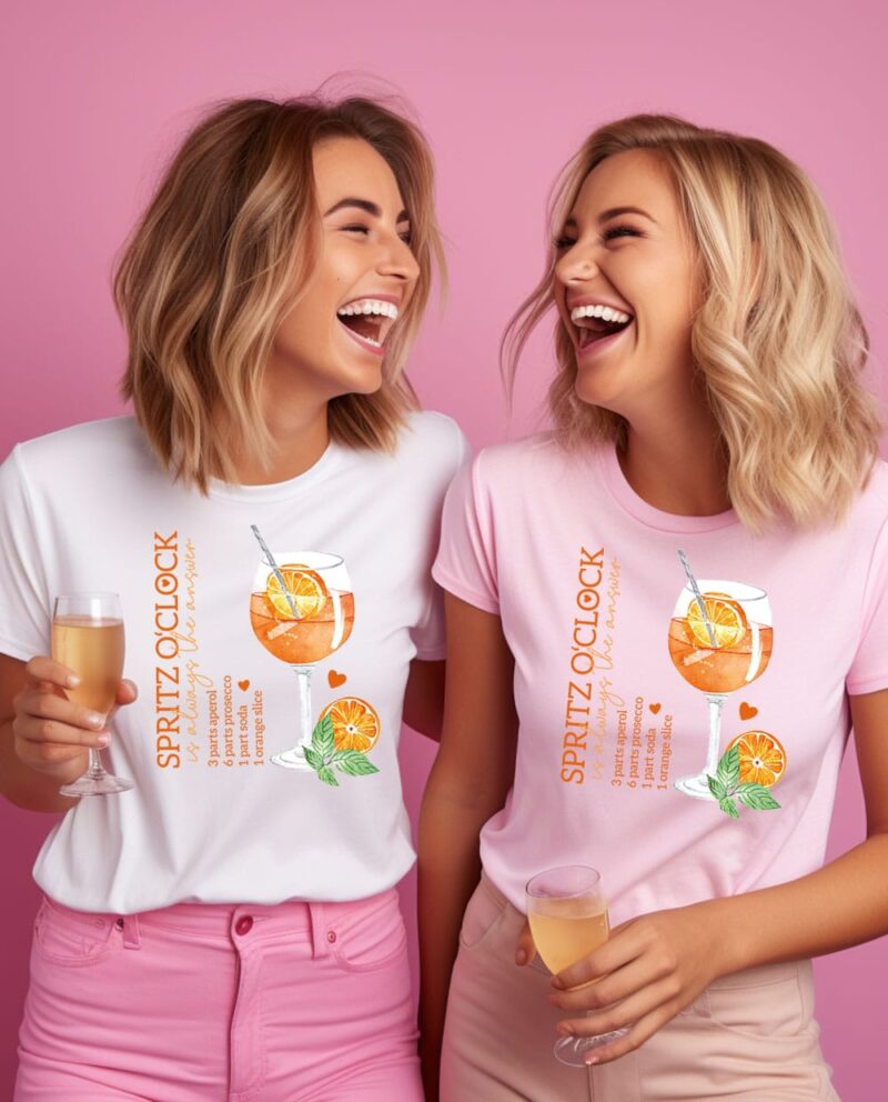 Geschenk-Idee, Sie, Schwester, beste Freundin, T-Shirt, Hoodie, Sweater, JGA personalisiert, Party Outfit, Urlaub, Junggesellenabschied, Junggesellinnenabschied, Alkohol, Cocktail, Lustig, Bügelbild, Mallorca, Name, Statement, Team, Braut, Bride, Polterabend, Spritz o Clock, Fasching, Gruppe Karneval, lustig, Kostüm Erwachsene, Damen Herrn, Fasnacht, Halloween